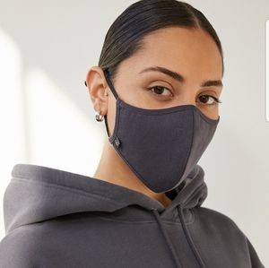 ARITZIA unisex linen ajustable face mask